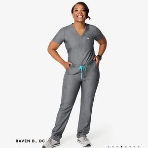 Graphite Figs Yola Skinny Scrub Pant